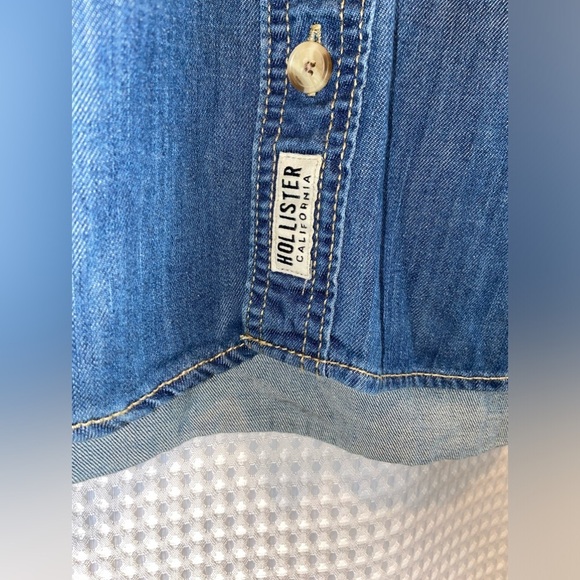 2/40$ Men’s‎ HOLLISTER chambray buttoned shirt with hood size medium - Picture 3 of 8